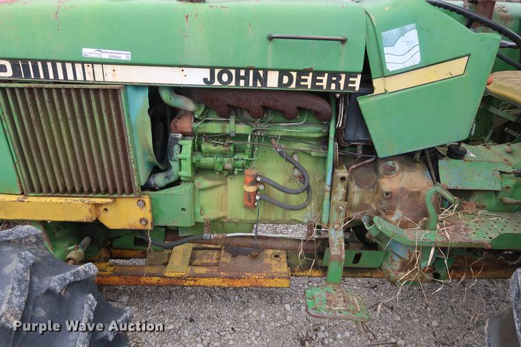 image for item EP9283 John Deere 2350 MFWD tractor