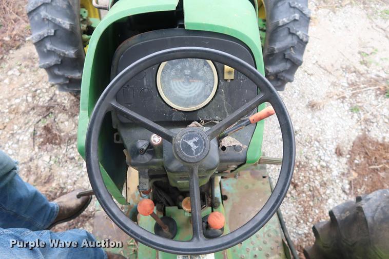 image for item EP9283 John Deere 2350 MFWD tractor