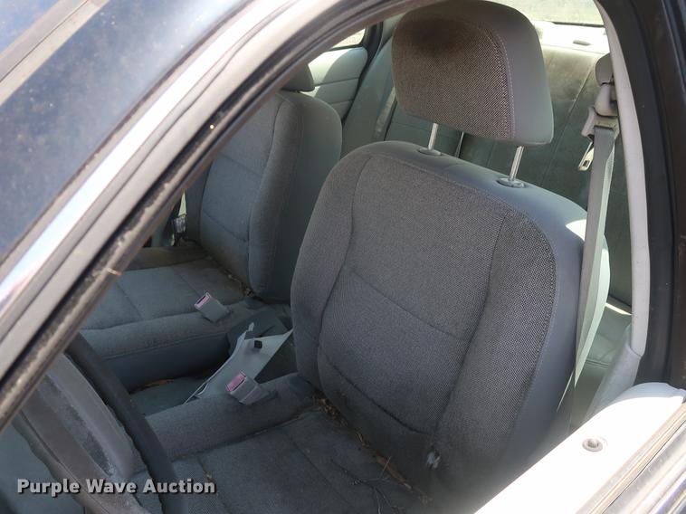 image for item EP9326 2003 Ford Crown Victoria Police Interceptor