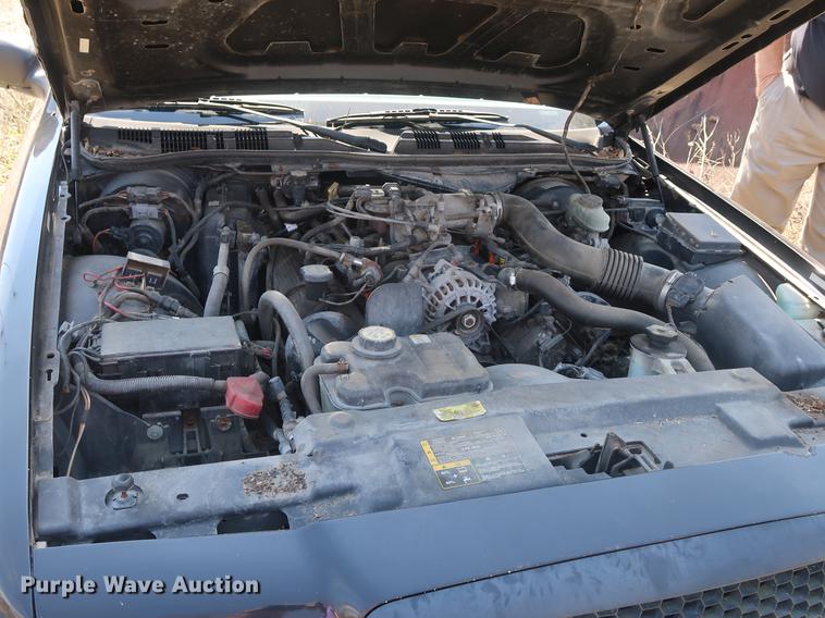 image for item EP9326 2003 Ford Crown Victoria Police Interceptor