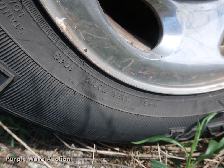 image for item EP9327 2001 Ford F150 SuperCab pickup truck