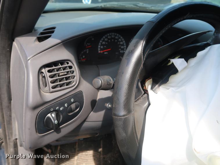 image for item EP9327 2001 Ford F150 SuperCab pickup truck