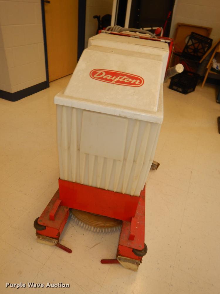 image for item EQ9938 Dayton 3Z667 floor scrubber