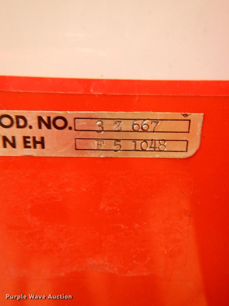 image for item EQ9938 Dayton 3Z667 floor scrubber