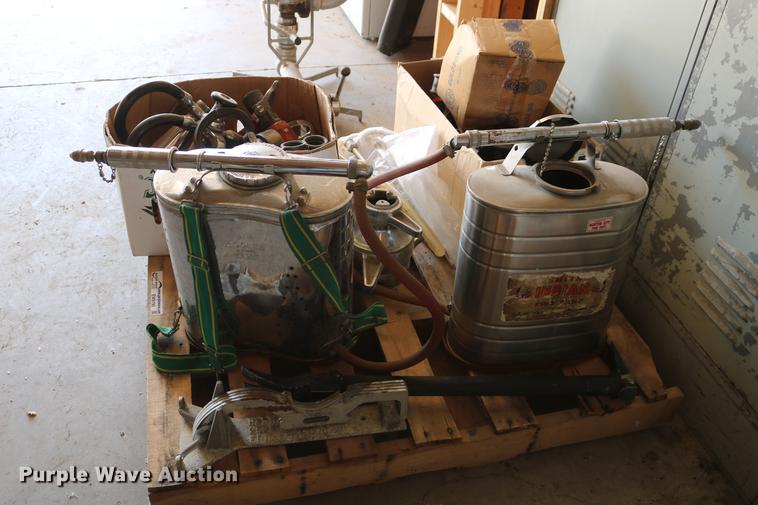 image for item EW9195 (2) Indian fire pumps