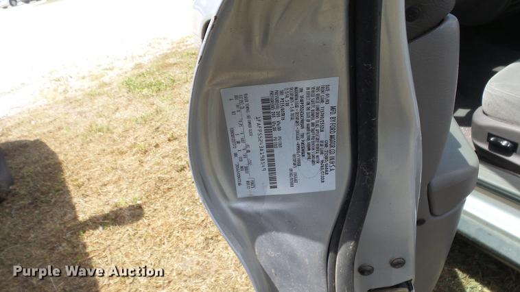 image for item EX9213 2003 Ford Taurus