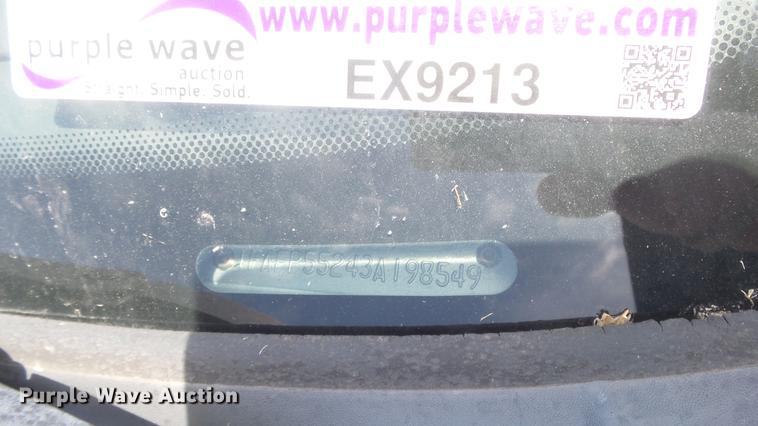 image for item EX9213 2003 Ford Taurus