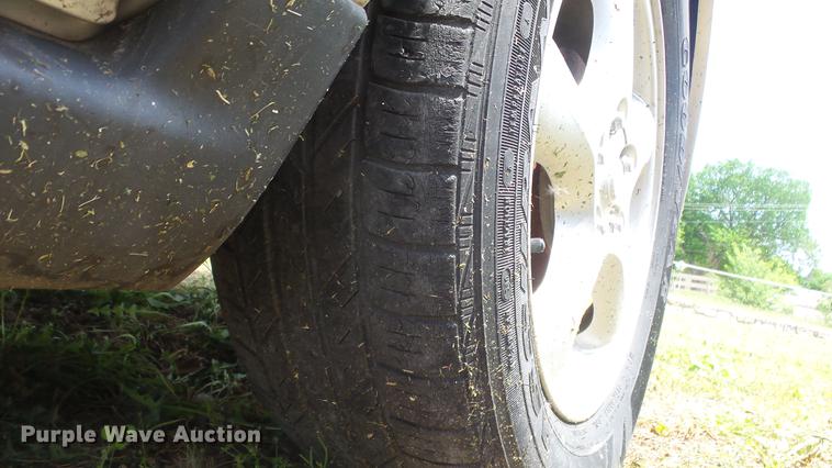 image for item EX9213 2003 Ford Taurus