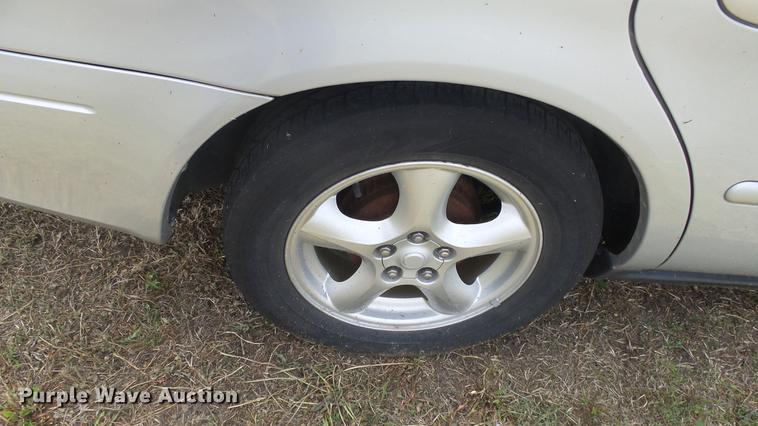 image for item EX9213 2003 Ford Taurus