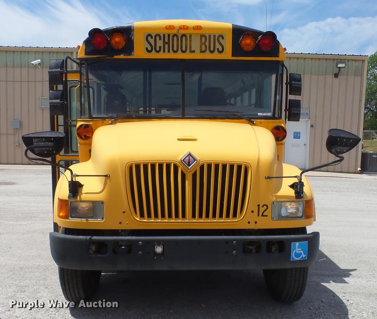 image for item EX9215 2001 International school bus