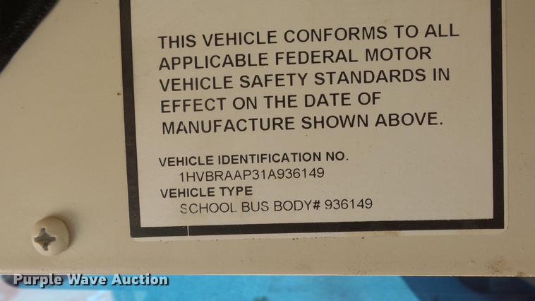 image for item EX9215 2001 International school bus