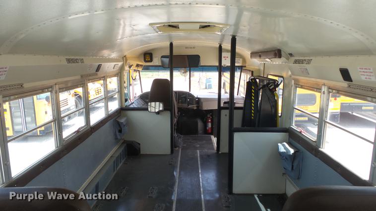 image for item EX9215 2001 International school bus