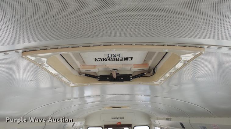 image for item EX9215 2001 International school bus