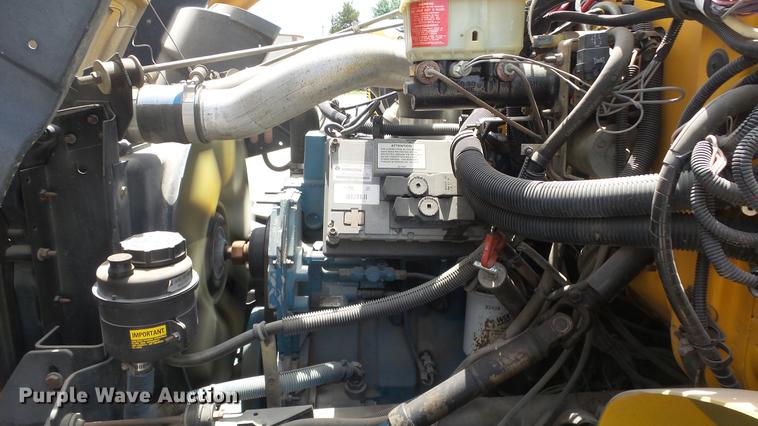 image for item EX9215 2001 International school bus