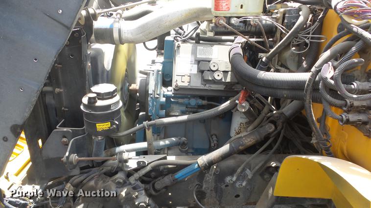 image for item EX9215 2001 International school bus