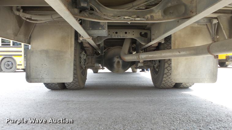 image for item EX9215 2001 International school bus