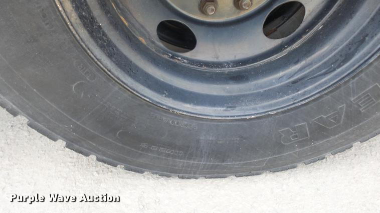 image for item EX9215 2001 International school bus