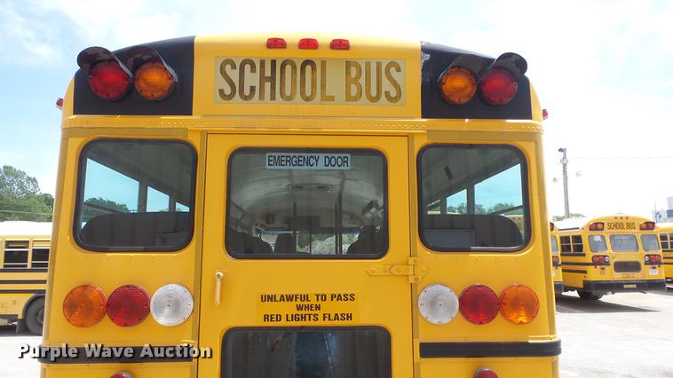 image for item EX9215 2001 International school bus