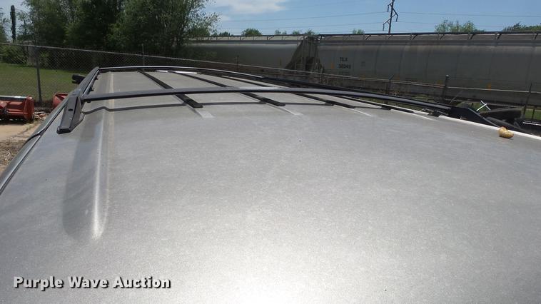 image for item EX9225 1999 Chevrolet Suburban C1500 SUV