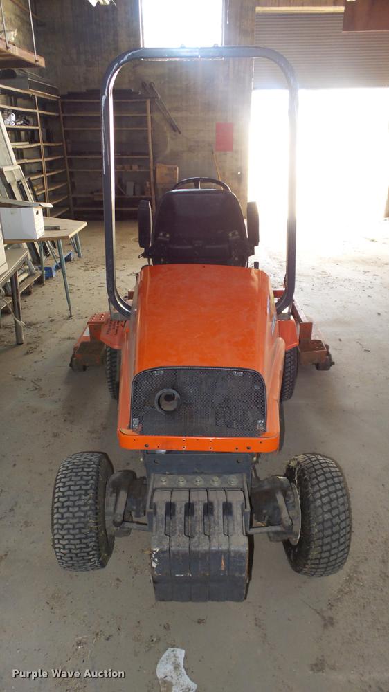 image for item EX9226 Kubota F3060 ZTR lawn mower