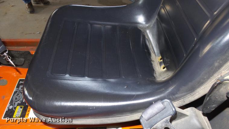 image for item EX9226 Kubota F3060 ZTR lawn mower