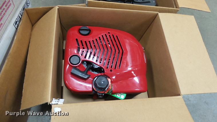 image for item EX9233 (7) Briggs & Stratton 190cc gas engine