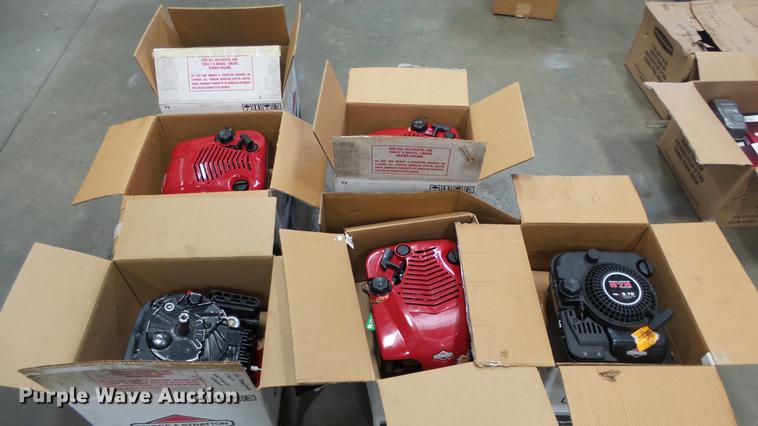 image for item EX9233 (7) Briggs & Stratton 190cc gas engine