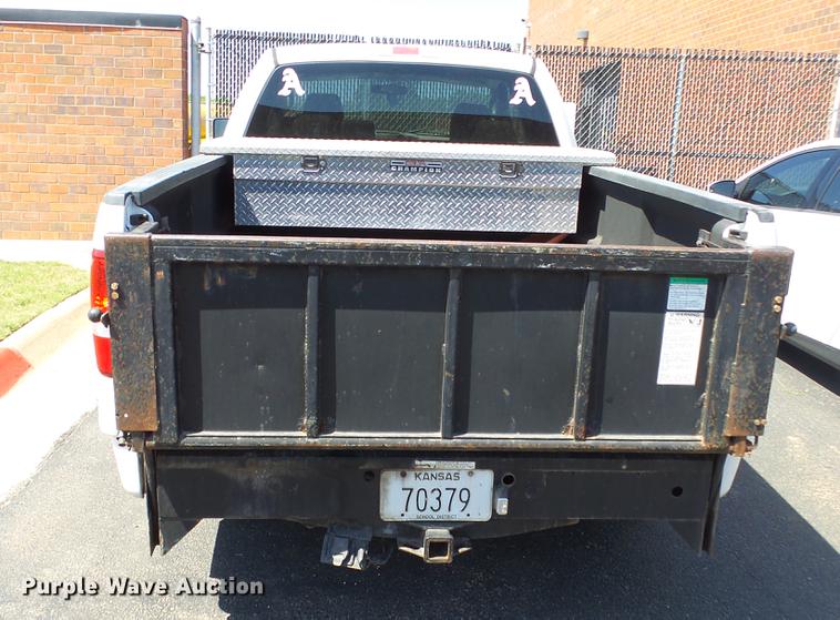 image for item EX9235 2004 Ford F150 SuperCab pickup truck