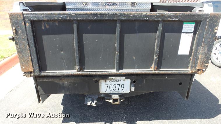 image for item EX9235 2004 Ford F150 SuperCab pickup truck