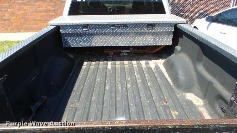 image for item EX9235 2004 Ford F150 SuperCab pickup truck