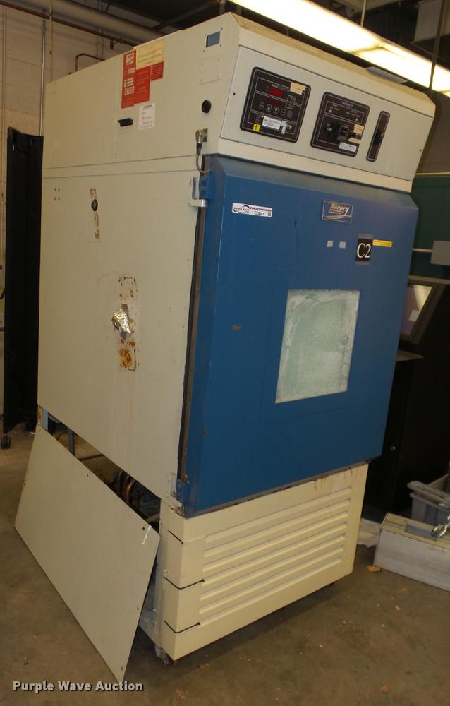 image for item EZ9601 Tenney T20RS-1.5 environmental chamber