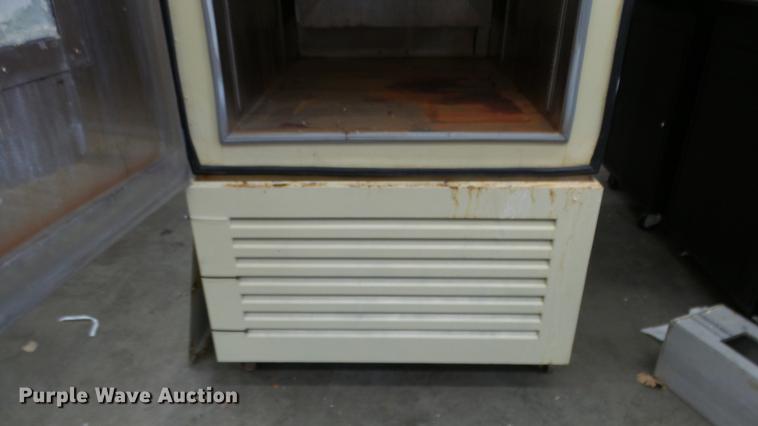 image for item EZ9601 Tenney T20RS-1.5 environmental chamber