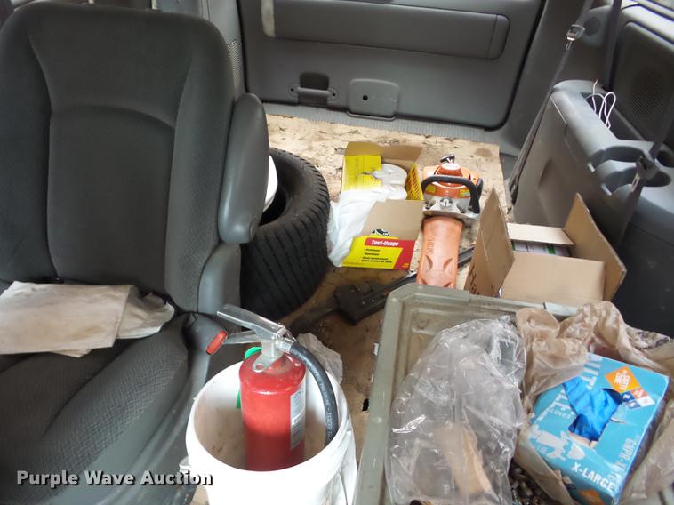 image for item G1120 2005 Dodge Grand Caravan SE van