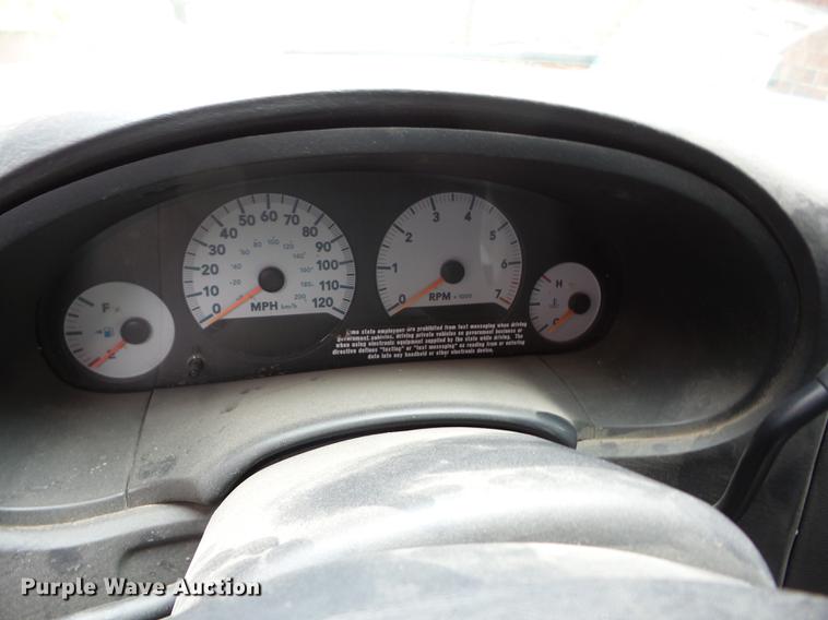 image for item G1120 2005 Dodge Grand Caravan SE van