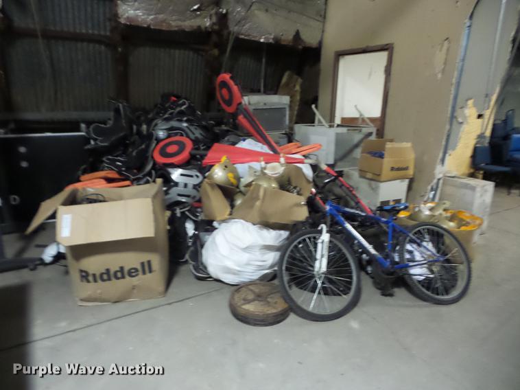 image for item G1124 Sporting goods