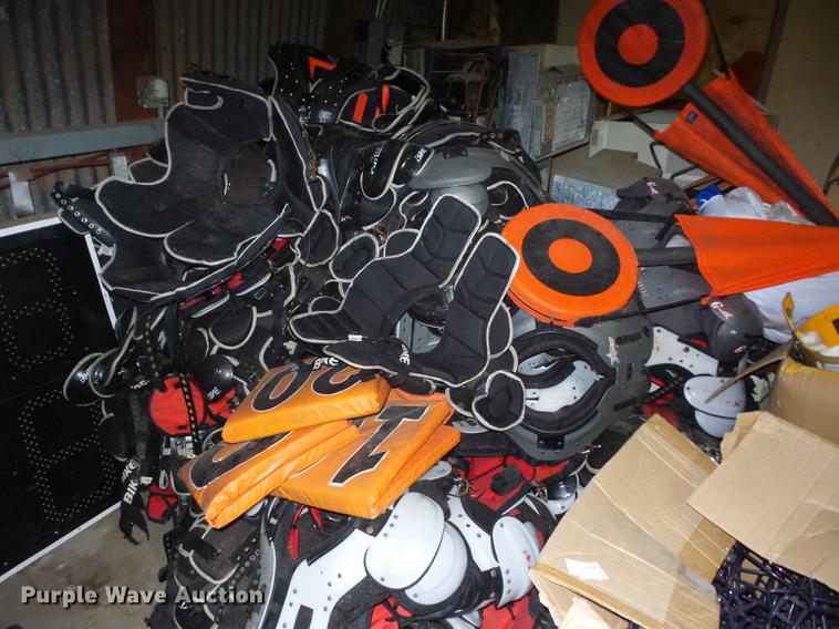 image for item G1124 Sporting goods