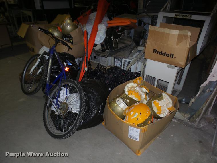 image for item G1124 Sporting goods