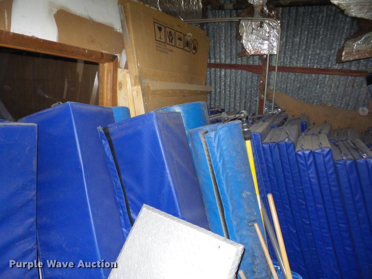 image for item G1124 Sporting goods