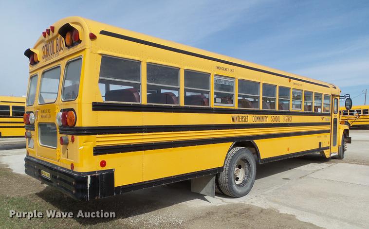 image for item L5672 2002 Chevrolet Blue Bird CV200C school bus