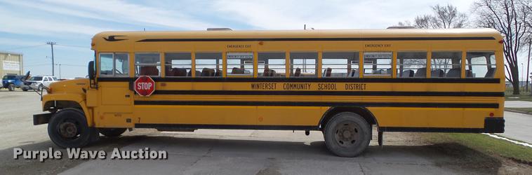 image for item L5672 2002 Chevrolet Blue Bird CV200C school bus