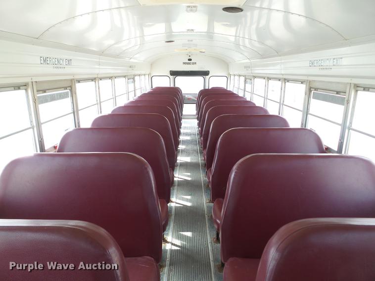 image for item L5672 2002 Chevrolet Blue Bird CV200C school bus