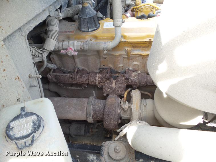 image for item L5672 2002 Chevrolet Blue Bird CV200C school bus