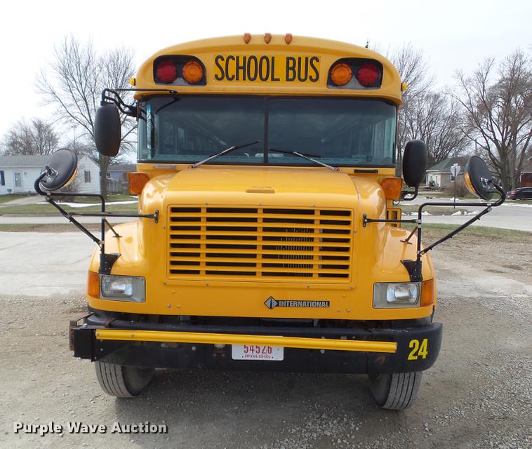 image for item L5674 2003 International 3800 Blue Bird CV600S school bus
