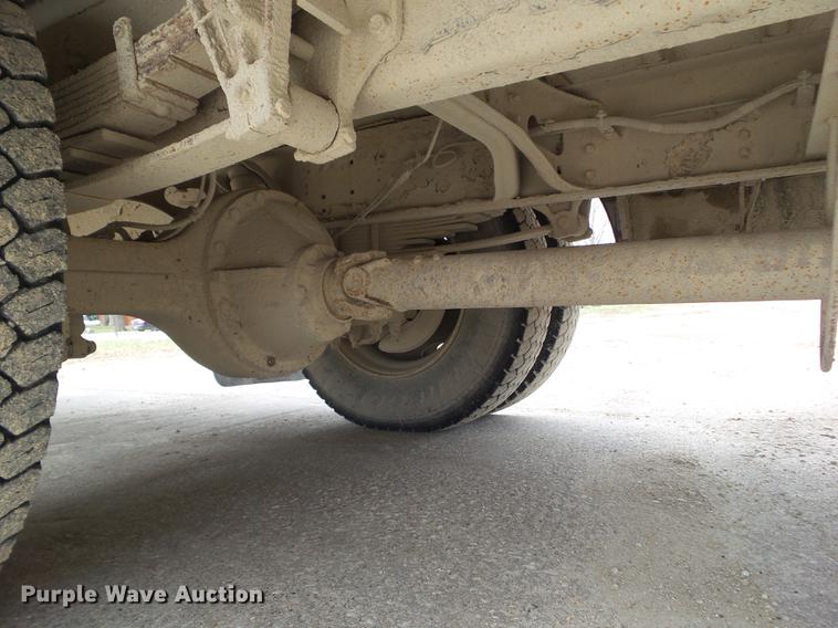 image for item L5674 2003 International 3800 Blue Bird CV600S school bus