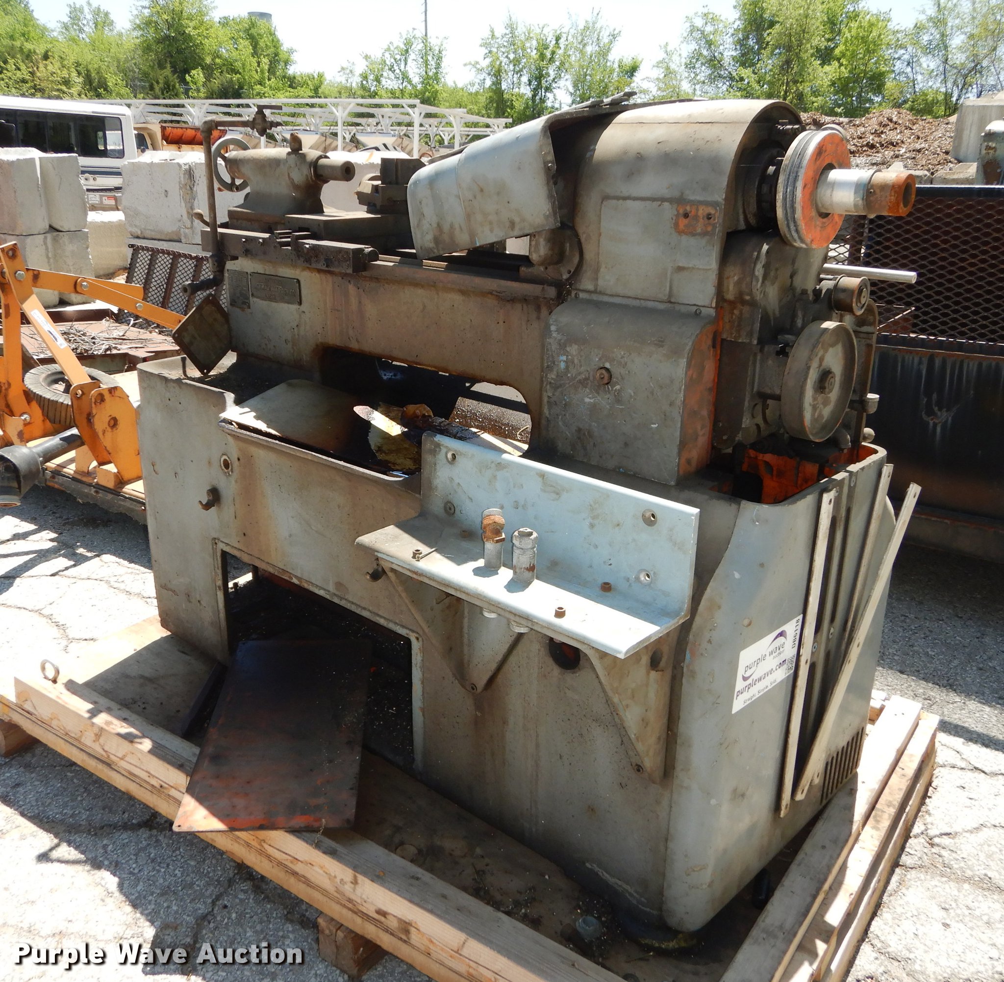 Monarch metal lathe in Kansas City, KS Item DB6118 sold Purple Wave