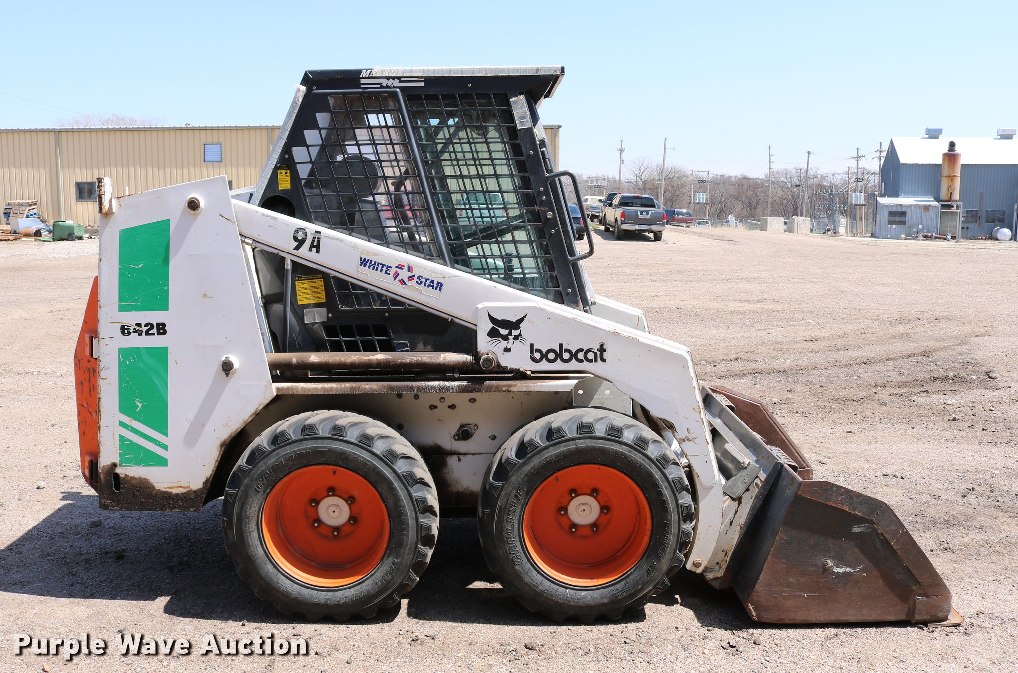 1988 Bobcat 642B skid steer in Norton, KS Item DC7605 sold Purple Wave