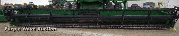 image for item DB6044 2010 John Deere 635F Hydraflex head