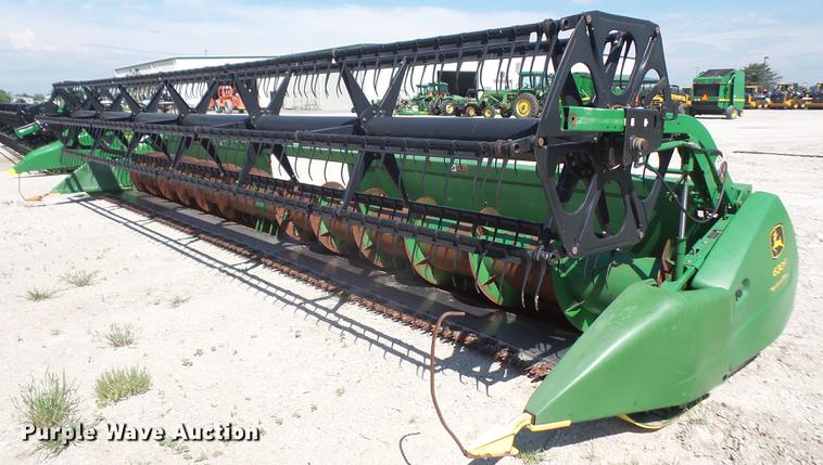 image for item DB6045 2006 John Deere 630F Hydraflex head