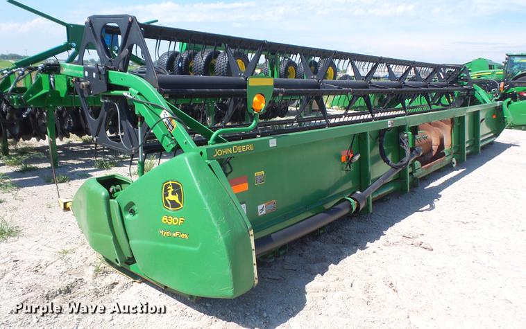 image for item DB6045 2006 John Deere 630F Hydraflex head