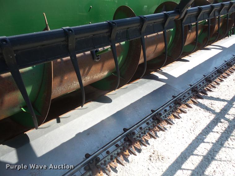 image for item DB6045 2006 John Deere 630F Hydraflex head